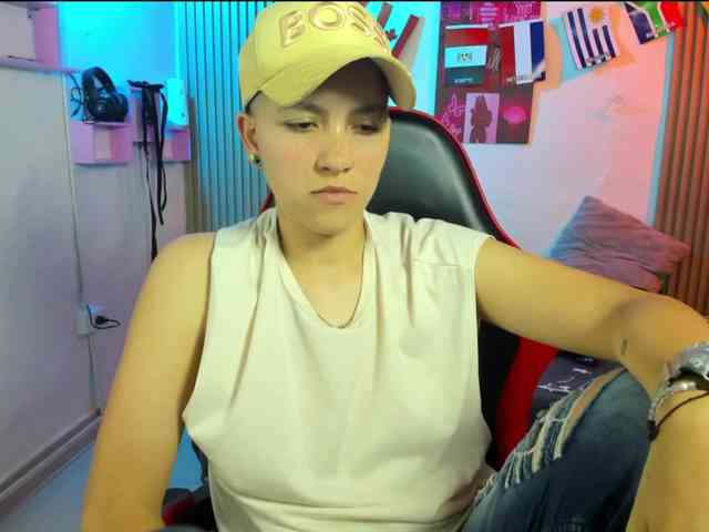 nicocoox Live Webcam on BongaCams