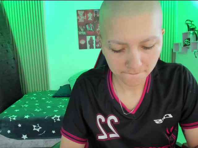 nicocoox Live Webcam on BongaCams