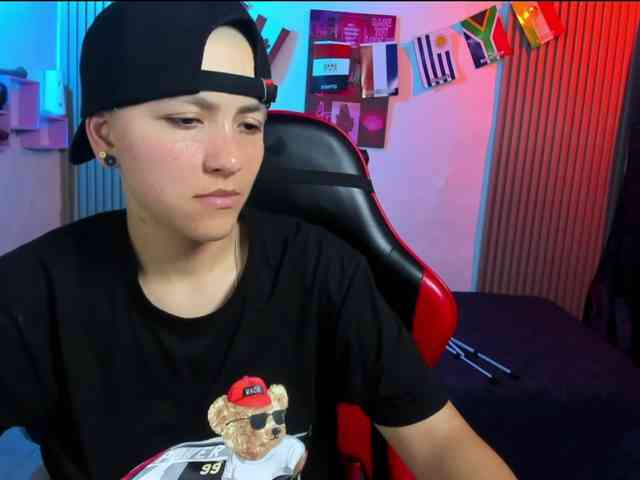 nicocoox nicocoox