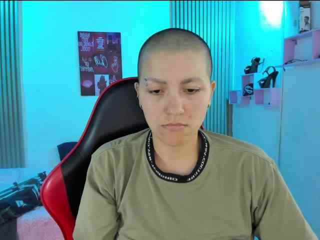 nicocoox Live Webcam on BongaCams