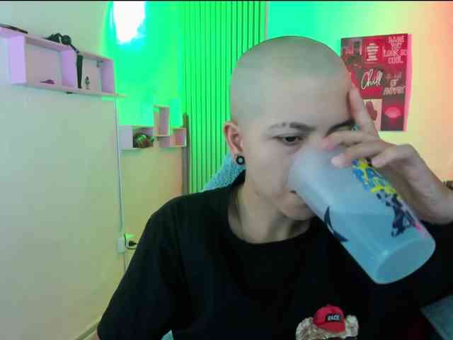 Modèle: nicocoox