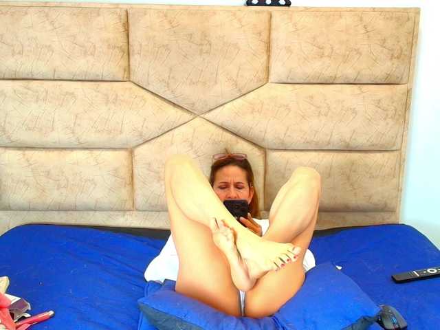 MargarethRouss live cam on BongaCams