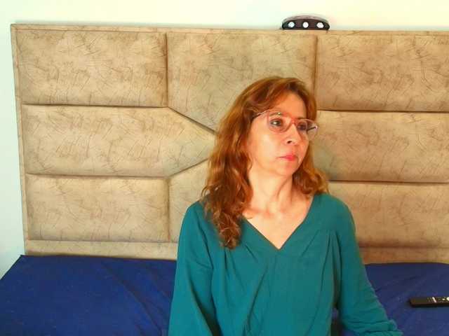 MargarethRouss live cam on BongaCams