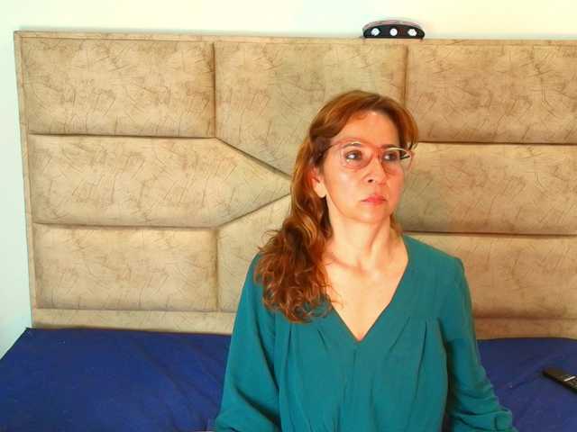 MargarethRouss live cam on BongaCams