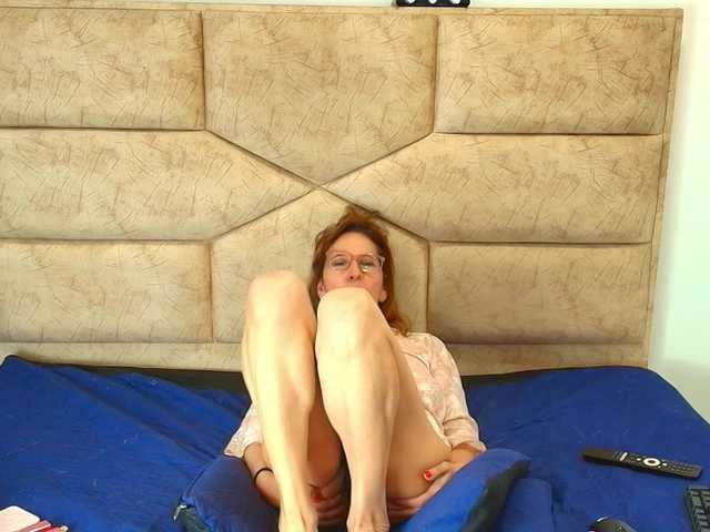 MargarethRouss live cam on BongaCams