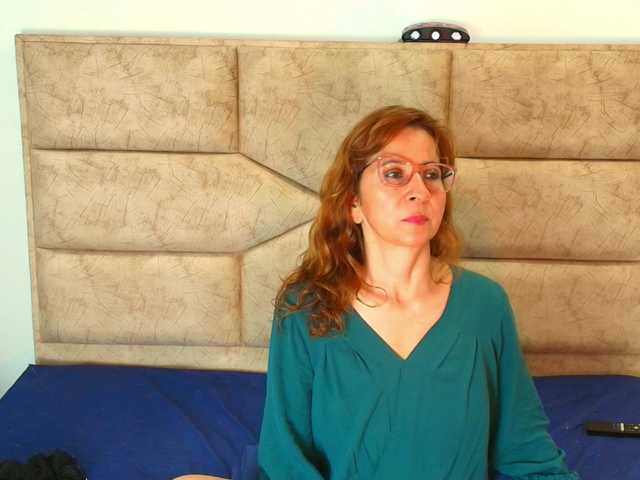 MargarethRouss live cam on BongaCams