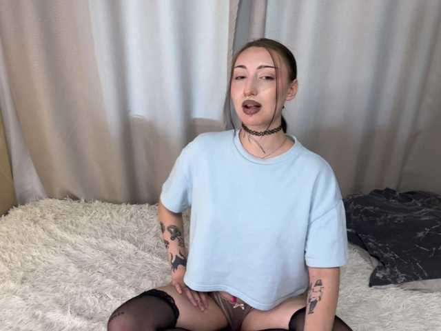 easteralt live cam on BongaCams