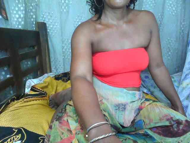 Ivaniaa webcam