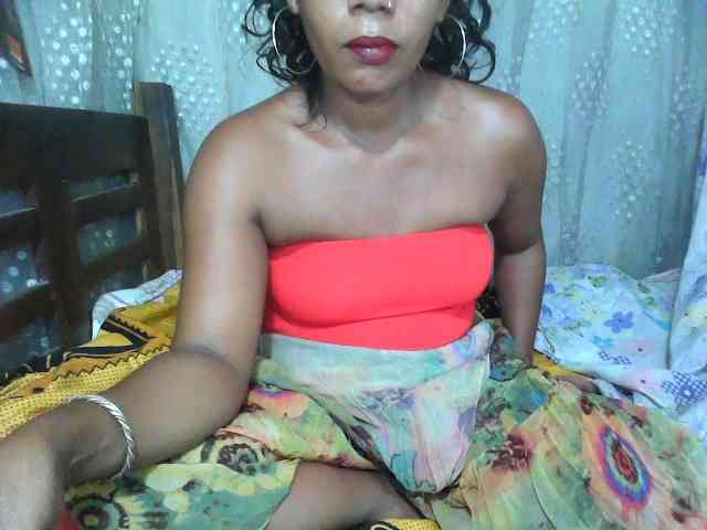 Ivaniaa webcam