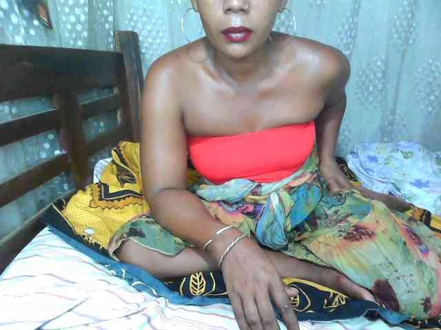 Ivaniaa webcam