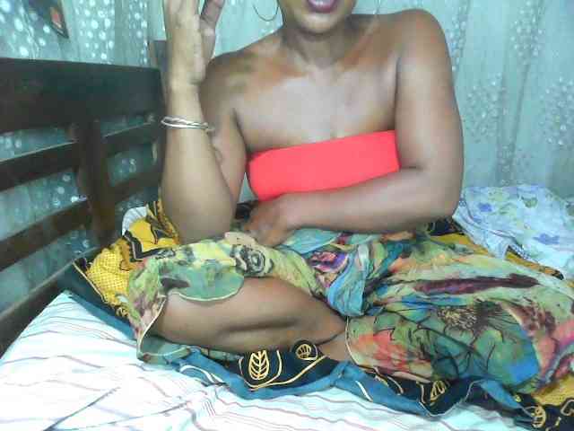 Ivaniaa webcam
