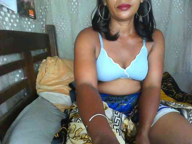 Ivaniaa webcam