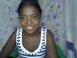 Momeny Porn Show