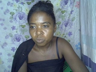 Momeny Porn Show