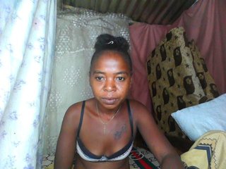 Momeny Porn Show