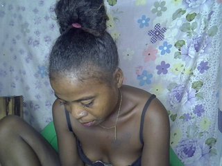 Momeny's Live Webcam