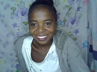 Momeny Porn Show