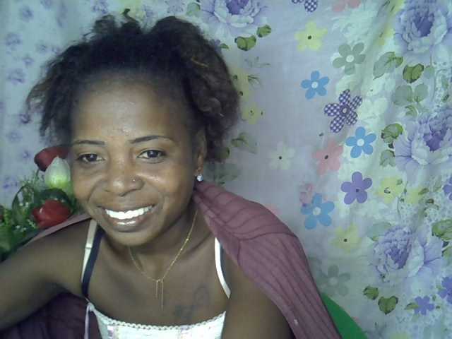 Christina-2 live cam on BongaCams