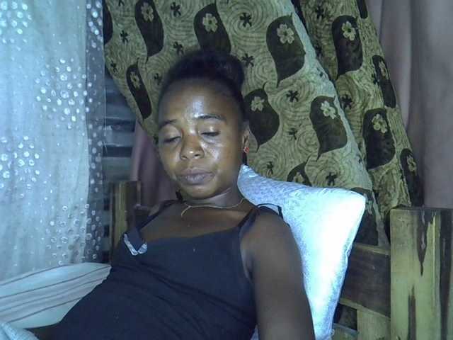 Momeny webcam