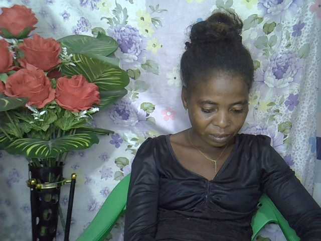 Christina-2 live cam on BongaCams