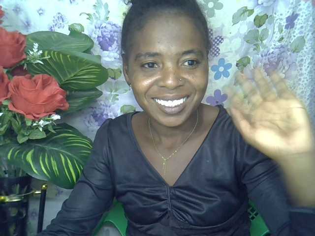Christina-2 live cam on BongaCams