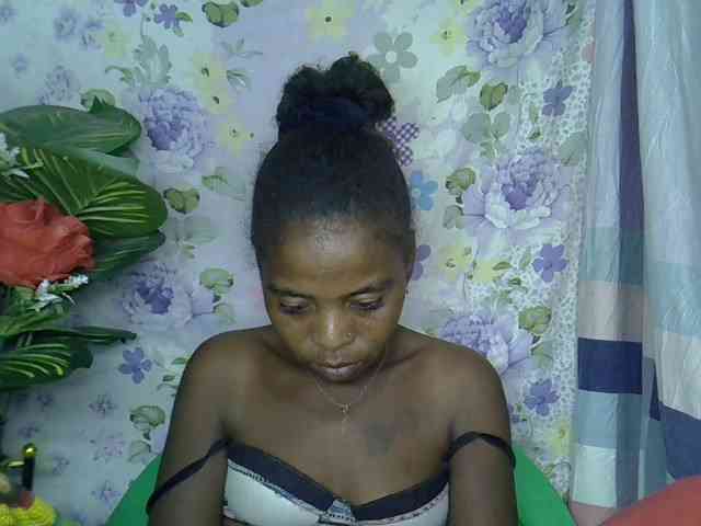 Momeny webcam