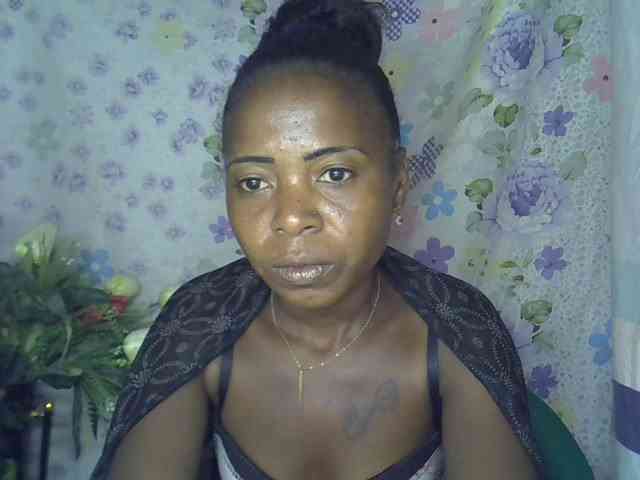 Momeny webcam