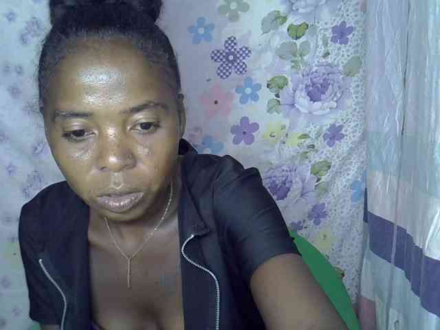 Momeny webcam