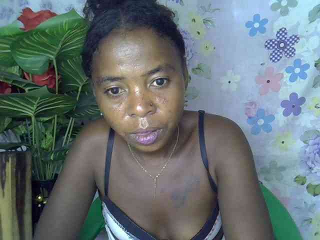 Momeny webcam