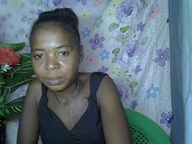 Momeny webcam