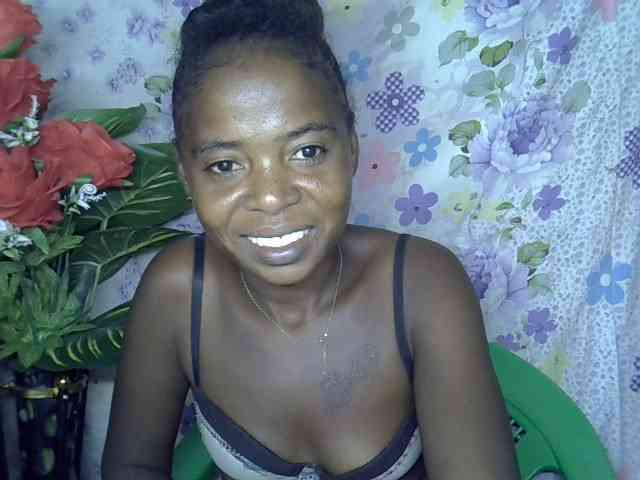 Momeny webcam
