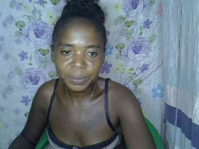 Momeny webcam
