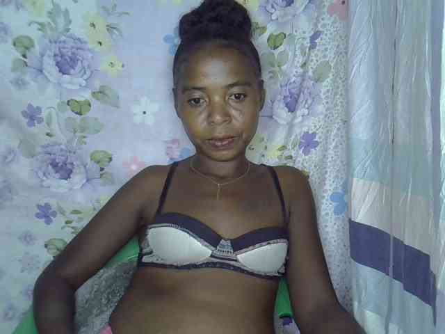 Momeny webcam