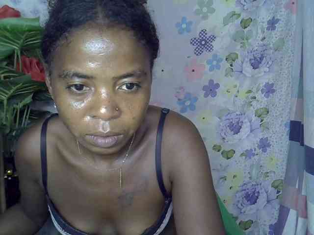 Momeny webcam
