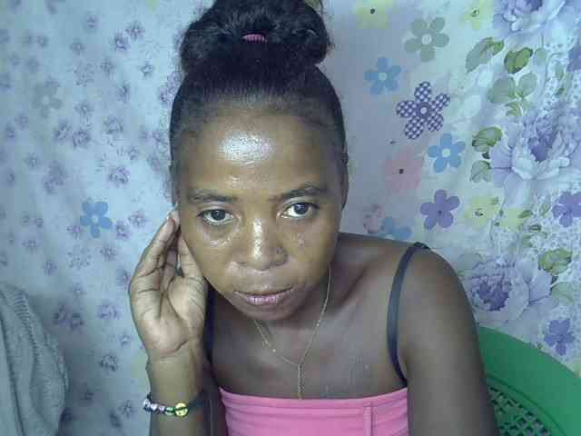 Momeny webcam