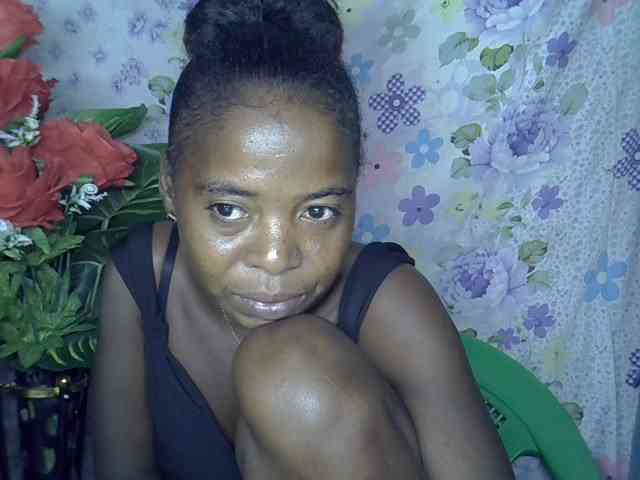 Momeny webcam