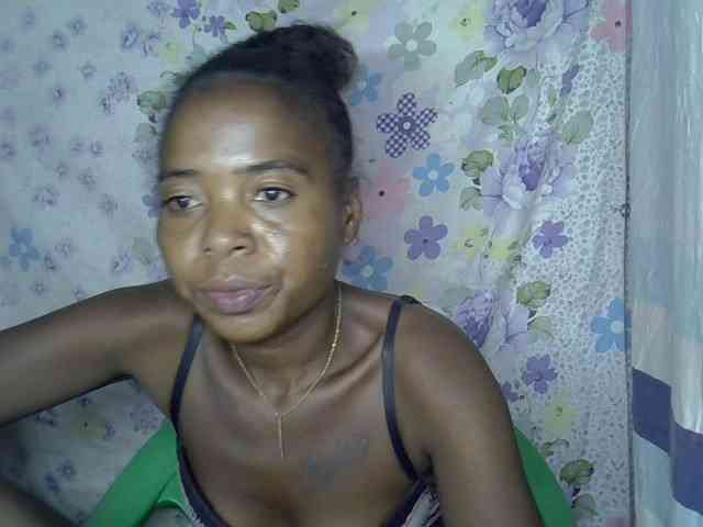 Momeny webcam