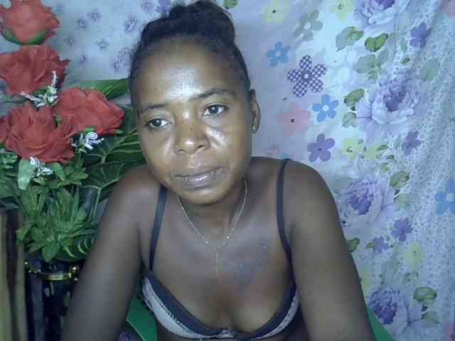 Momeny webcam