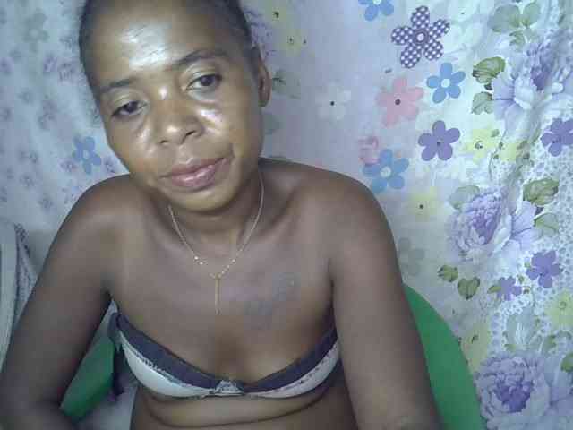 Momeny webcam