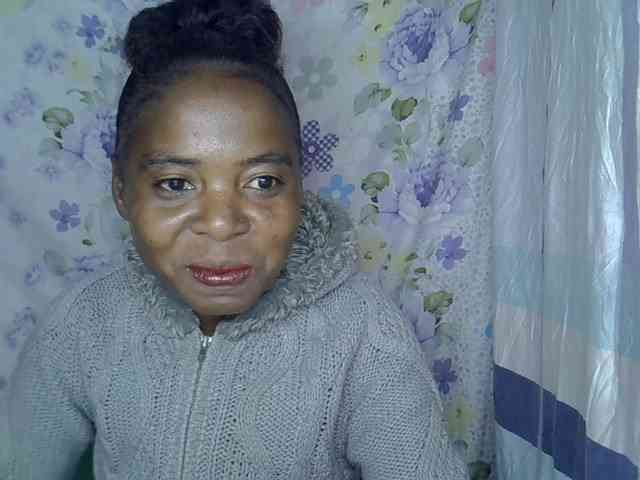 Momeny webcam