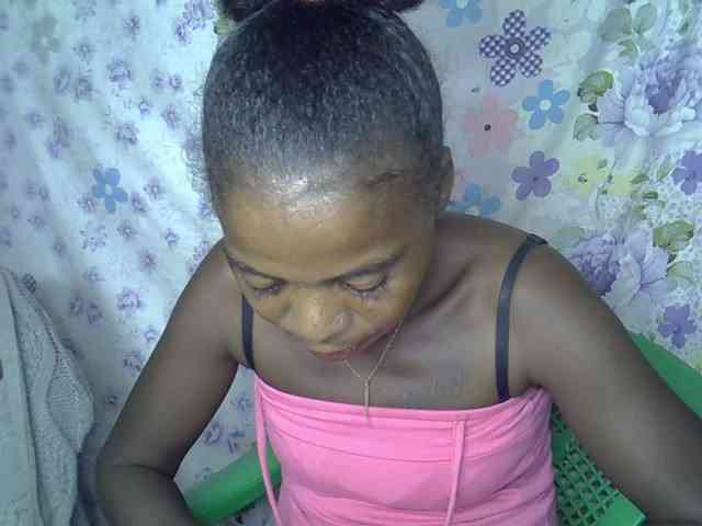 Momeny webcam