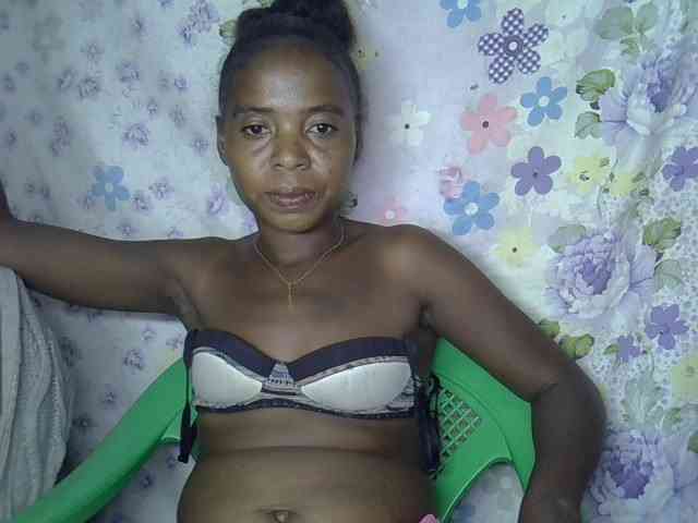 Momeny webcam
