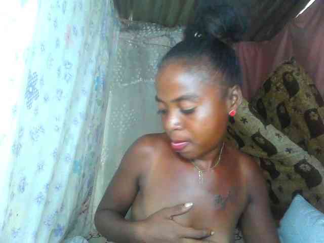 Momeny webcam
