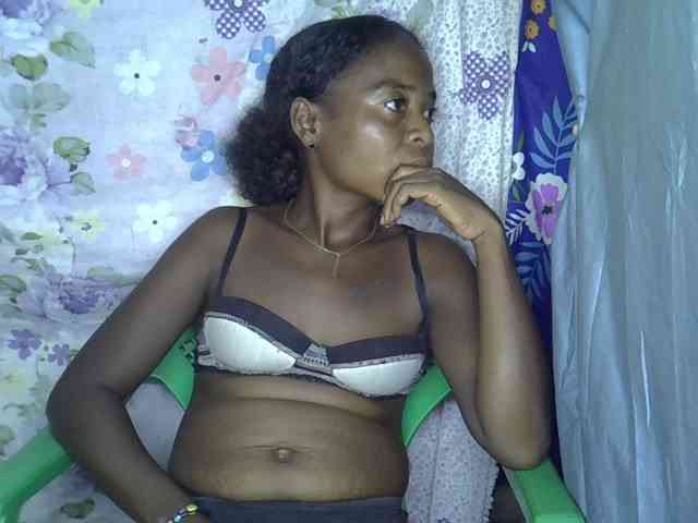 Momeny webcam