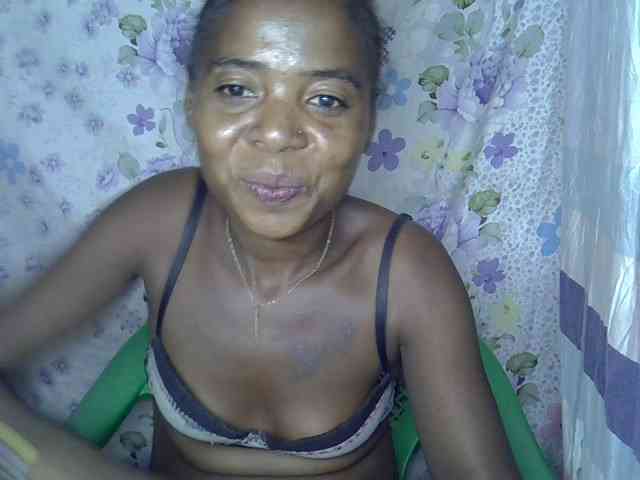 Momeny webcam