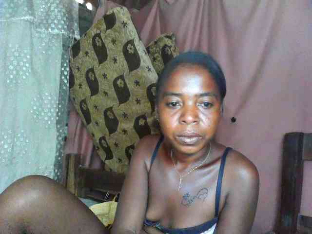 Momeny webcam