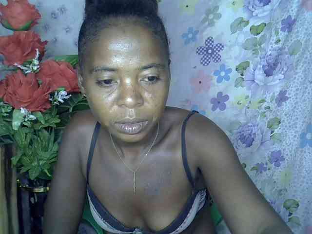 Momeny webcam