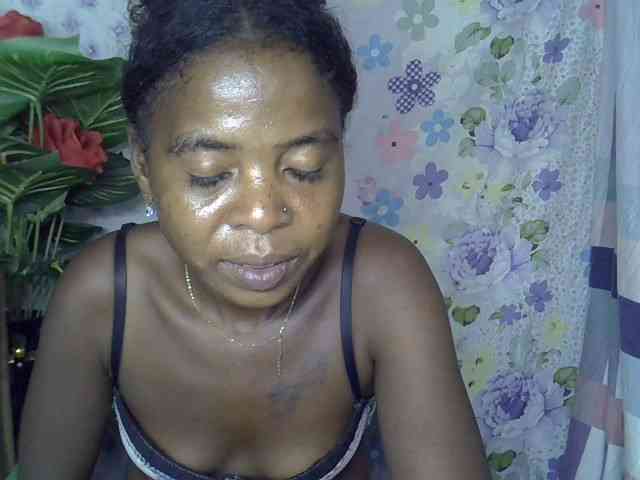 Momeny webcam
