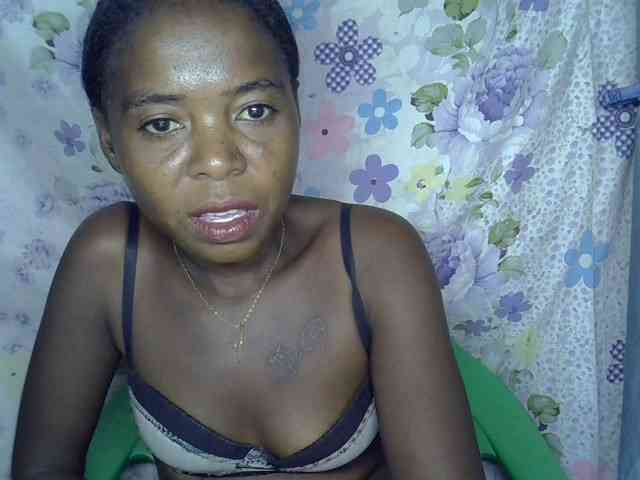 Momeny webcam