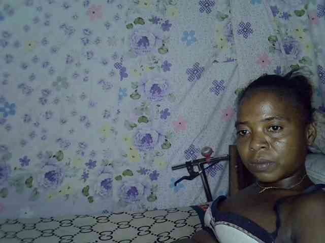 Momeny webcam